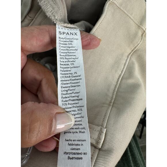 Spanx Women's 1X Stretch Twill Cropped Wide leg Smoke Khaki - Picture 9 of 9